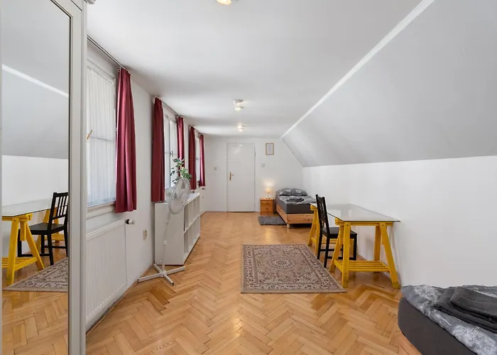 Old Town Home-5 By Interhome * براغ