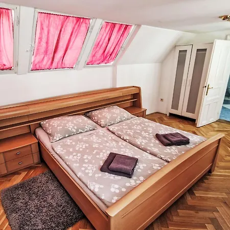 Apartamento Old Town Home-5 By Interhome